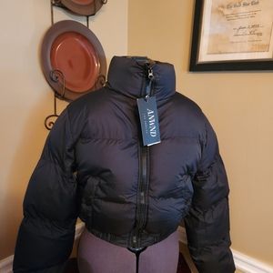 Brand new cropped Puffer Jacket Small Black (Fashion Nova)